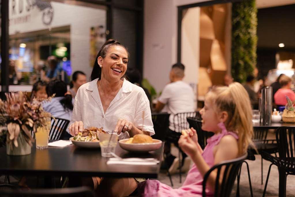 H on Mitchell Apartment Hotel Darwin Restaurant foto